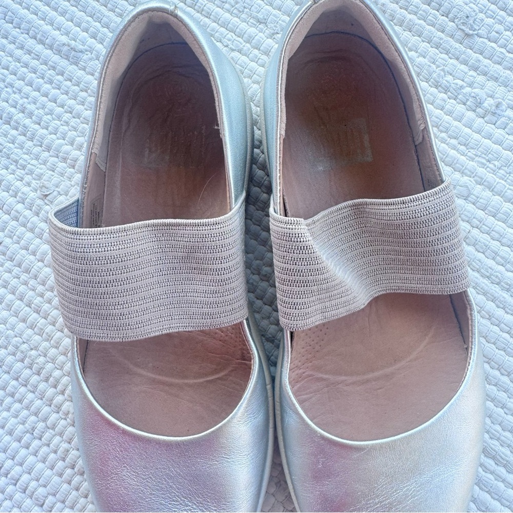 FitFlop Silver Metallic Mary Jane Flats Comfort Shoes Size 8 EU 39 - Picture 5 of 8